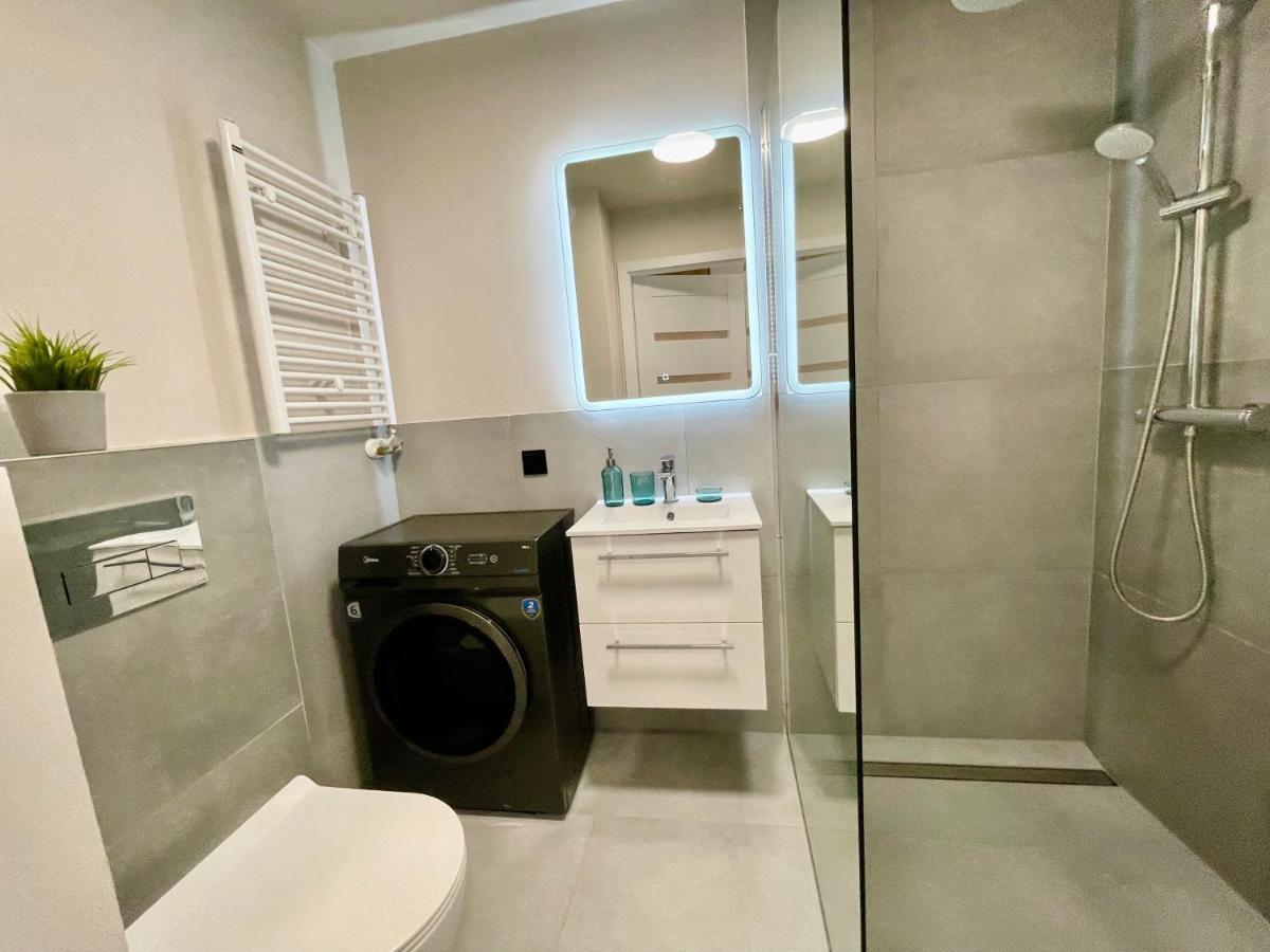 Opal Apartment Kozielska 106D - Parking Gliwice Kültér fotó